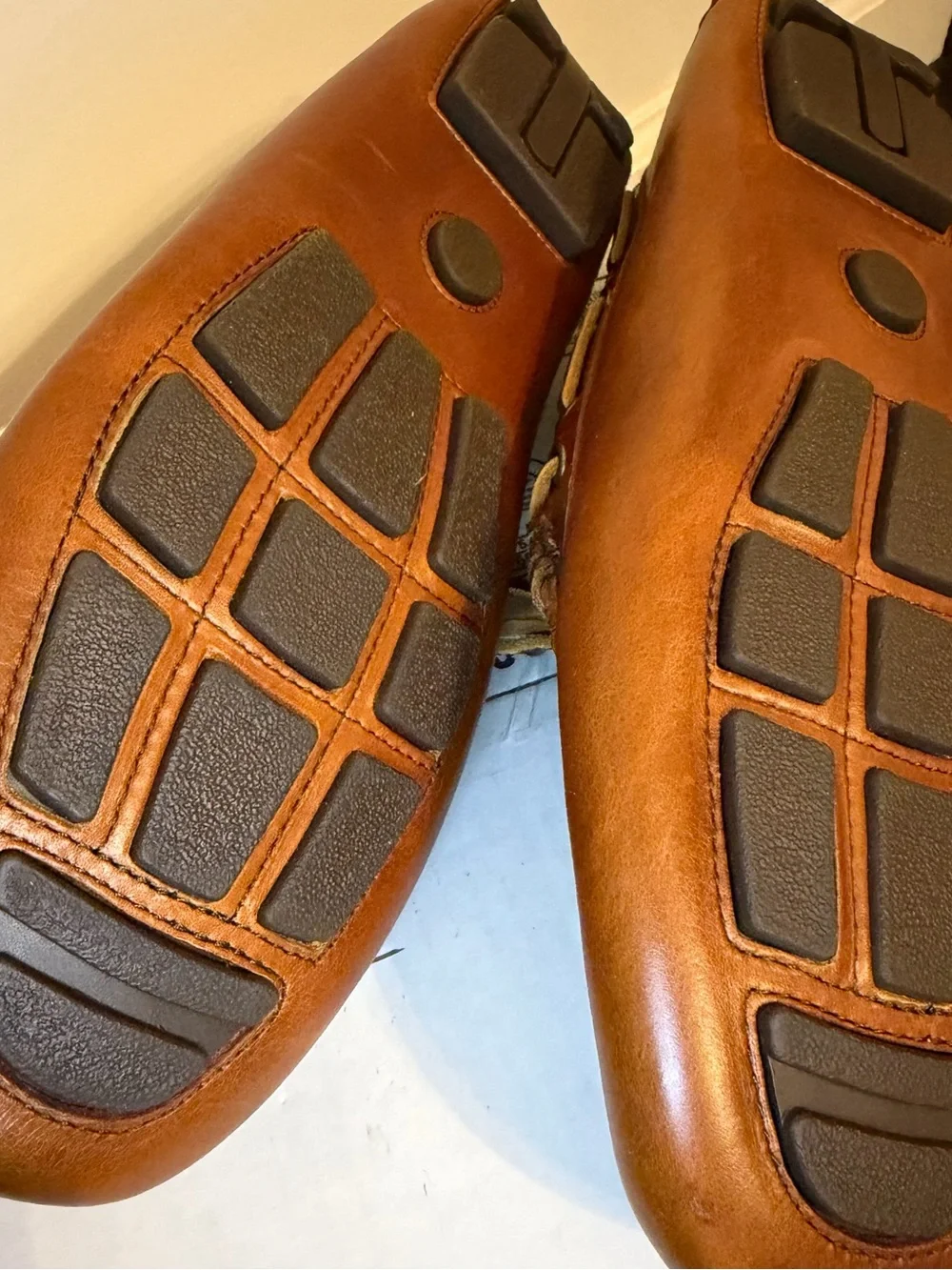 J. CREW Men’s Lace-Up Leather Driving Moccasin Shoes in Brown Tan Sz. 10 FLAW